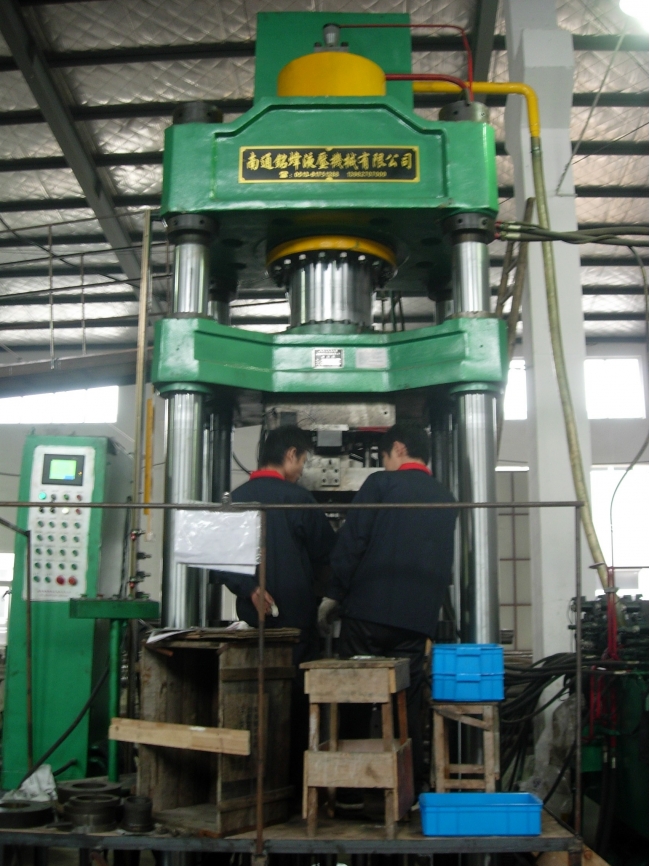Oil-Pressure Machine